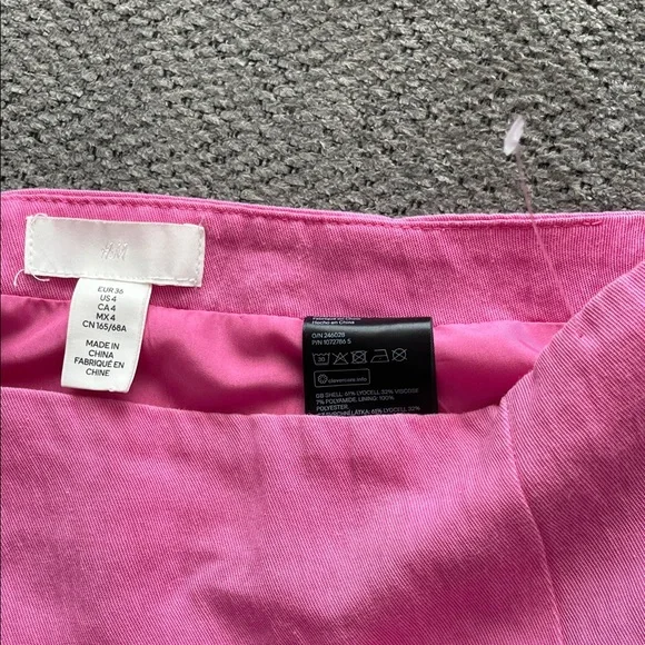 H&M Hot Pink Mini Skirt with Side Slit - Picture 2 of 4